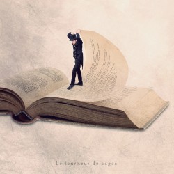 Le tourneur de pages - Photographie d'art - Photographie d'art couleur - Les Tout Petits Métiers